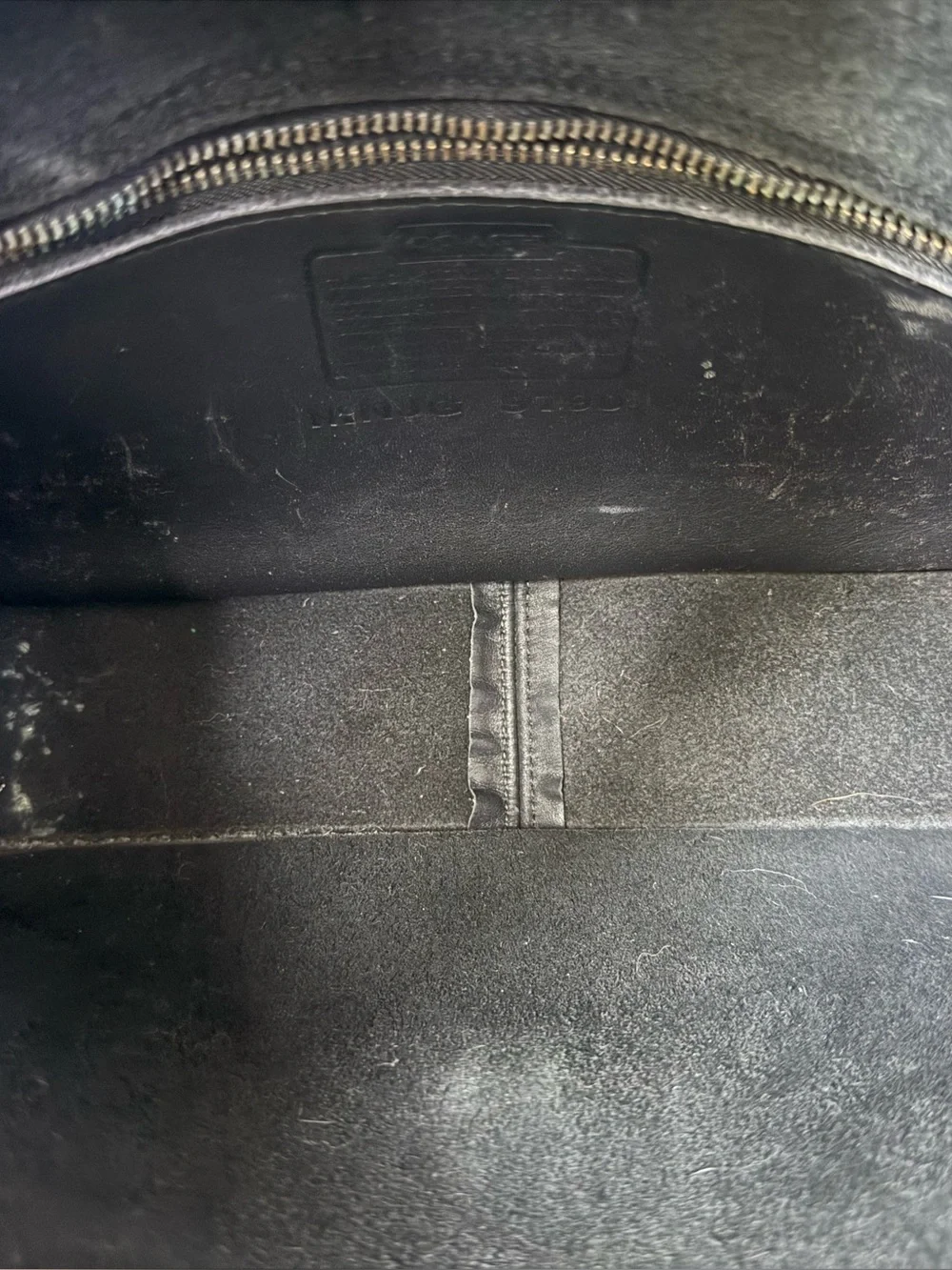 Vintage Coach Black City Crossbody/Shoulder Bag Black Leather